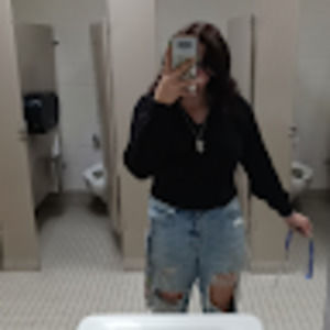 Meet your Posher, Mikayla